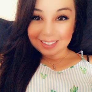 Meet your Posher, Cassandra